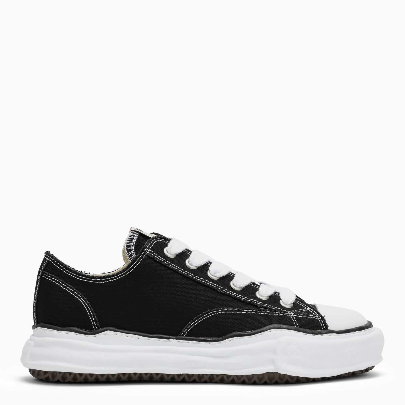 Maison Mihara Yasuhiro, Maison Mihara Yasuhiro Black Peterson low-rise sneakers