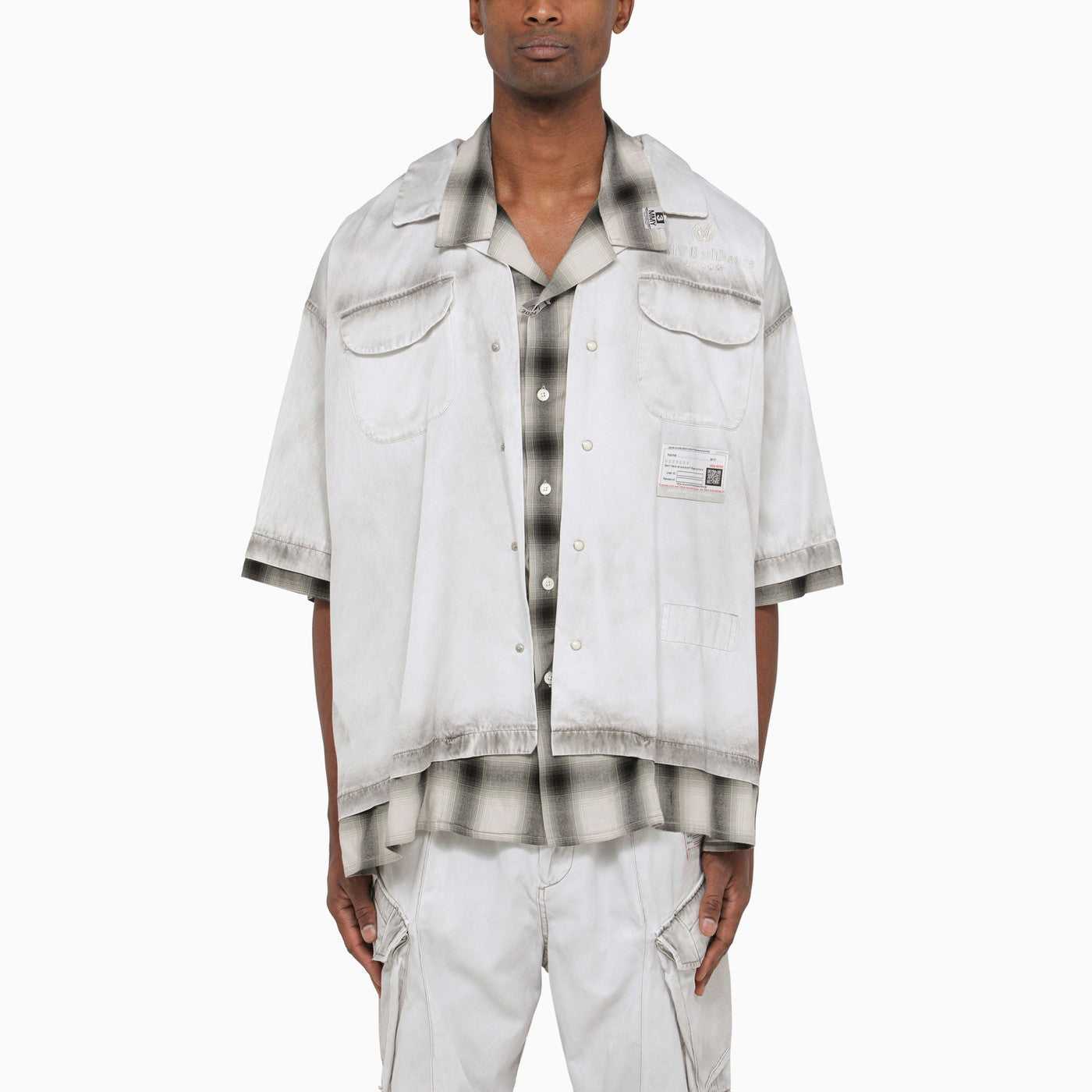 Maison Mihara Yasuhiro, Maison Mihara Yasuhiro grey double-layered short-sleeved shirt